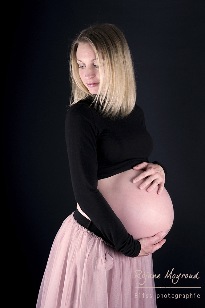 photographe studio grossesse maternité Montpellier Nimes lunel Mauguio bébé enfant nourrisson