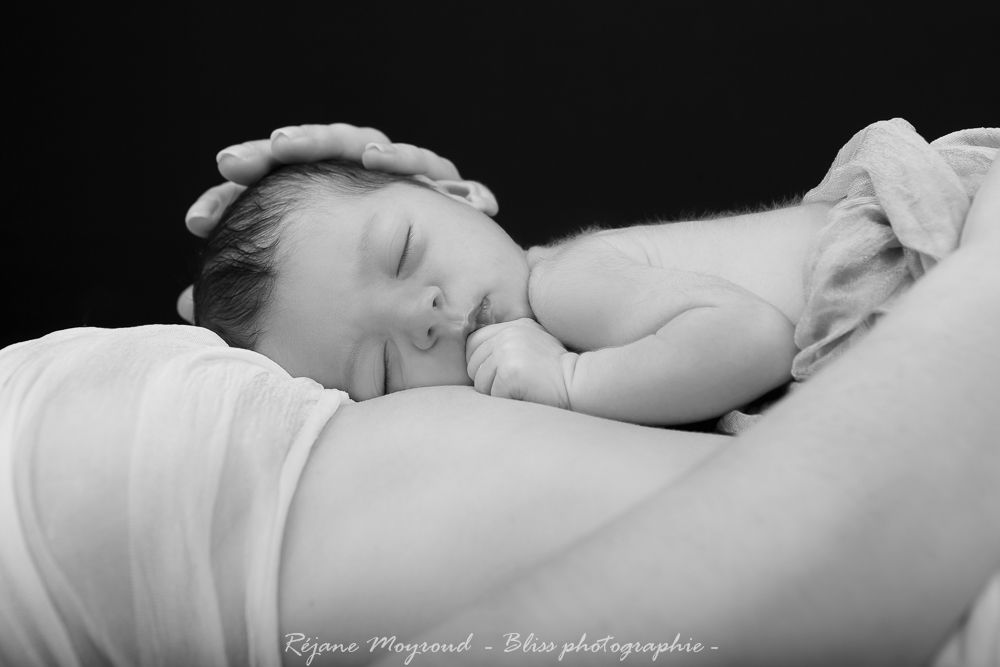 photographe séance bébé nourrisson nouveau né montpellier grossesse nimes lunel castries mauguio valergues studio-3