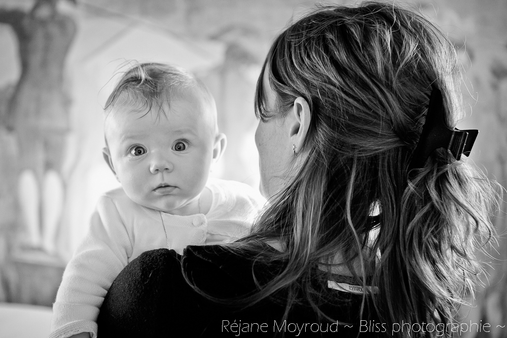 photographe maternité maman bébé nourrisson Montpellier gard Herault Lunel Nimes grossesse maman enfant accouchement naturel Réjane Moyroud Bliss photographie-26